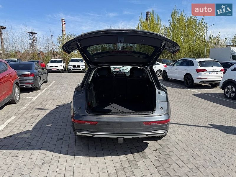 Внедорожник / Кроссовер Audi Q5 2020 в Львове