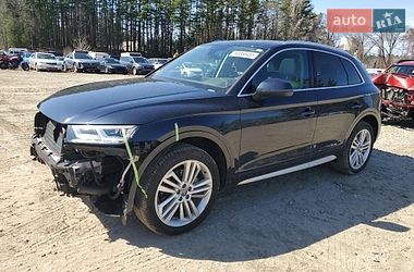Позашляховик / Кросовер Audi Q5 2018 в Львові