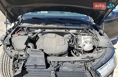 Позашляховик / Кросовер Audi Q5 2018 в Львові