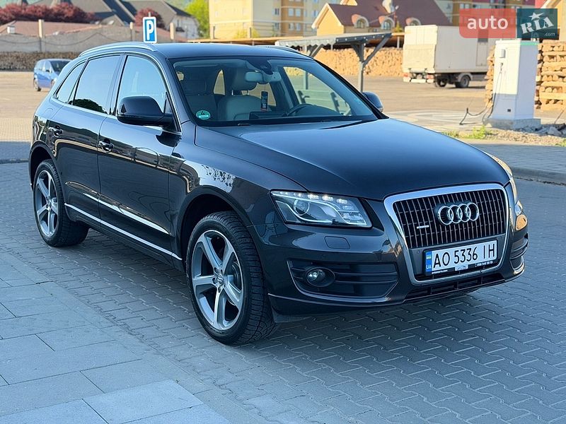 Внедорожник / Кроссовер Audi Q5 2012 в Мукачево