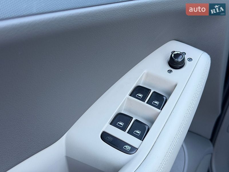 Внедорожник / Кроссовер Audi Q5 2012 в Мукачево