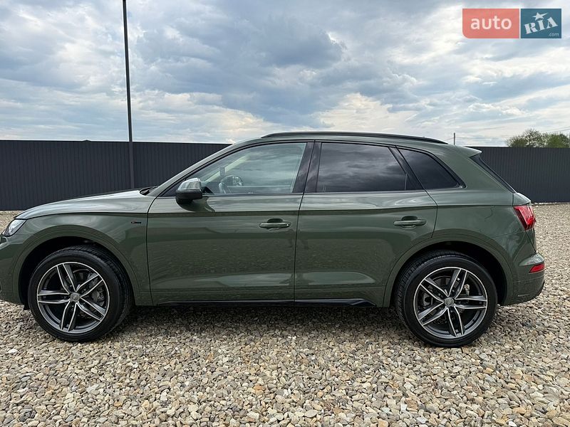 Внедорожник / Кроссовер Audi Q5 2022 в Стрые