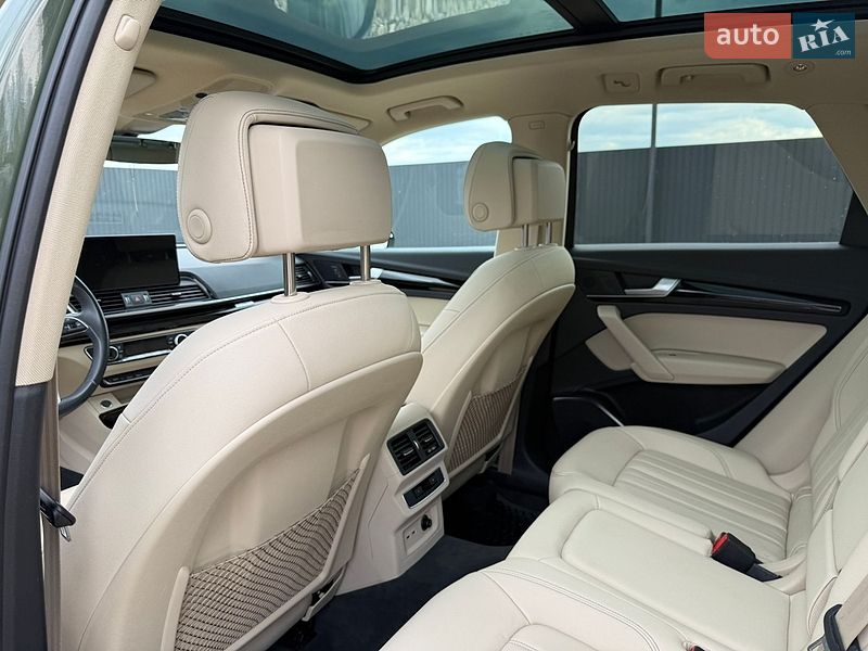 Внедорожник / Кроссовер Audi Q5 2022 в Стрые
