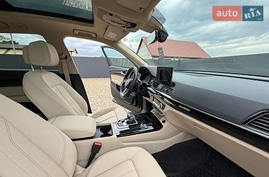 Внедорожник / Кроссовер Audi Q5 2022 в Стрые