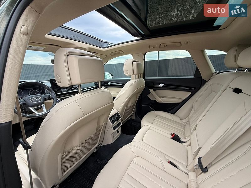 Внедорожник / Кроссовер Audi Q5 2022 в Стрые