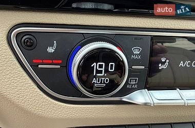 Внедорожник / Кроссовер Audi Q5 2022 в Стрые