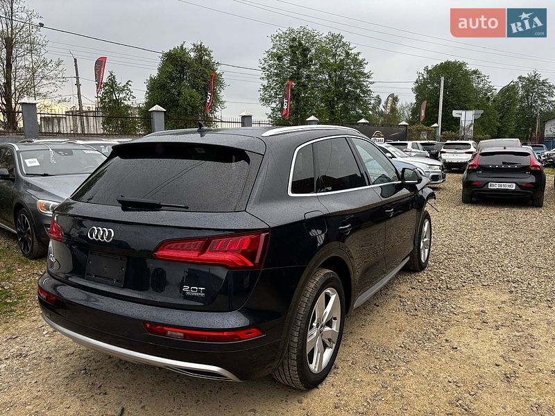 Внедорожник / Кроссовер Audi Q5 2018 в Стрые