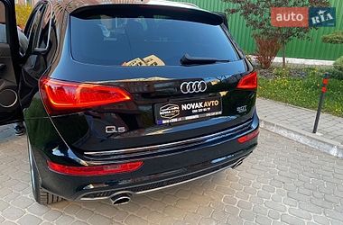Позашляховик / Кросовер Audi Q5 2017 в Луцьку