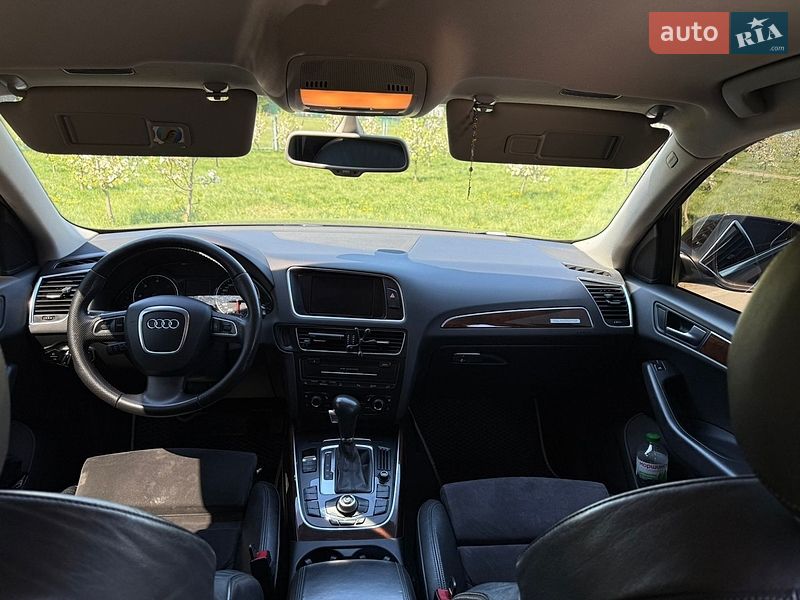 Позашляховик / Кросовер Audi Q5 2011 в Івано-Франківську