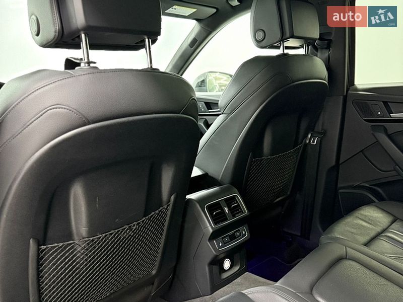 Внедорожник / Кроссовер Audi Q5 2019 в Одессе