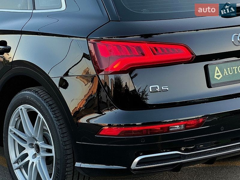 Внедорожник / Кроссовер Audi Q5 2017 в Киеве