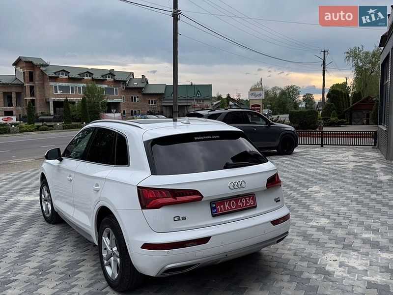 Внедорожник / Кроссовер Audi Q5 2018 в Ивано-Франковске