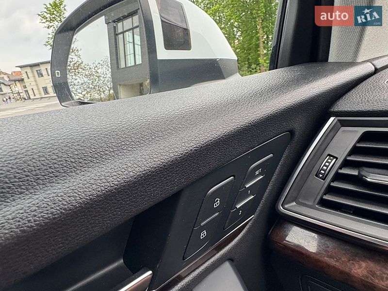 Внедорожник / Кроссовер Audi Q5 2018 в Ивано-Франковске