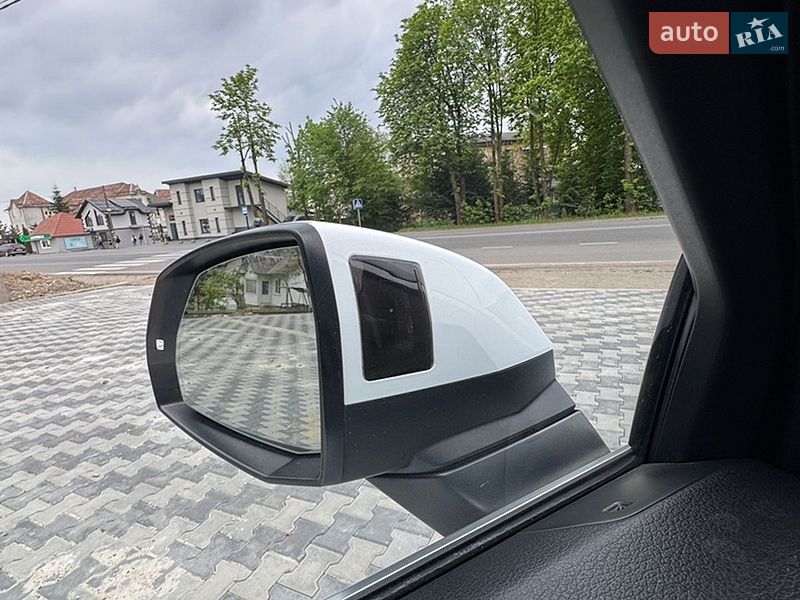 Внедорожник / Кроссовер Audi Q5 2018 в Ивано-Франковске