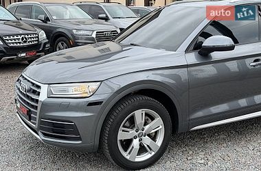 Внедорожник / Кроссовер Audi Q5 2017 в Стрые