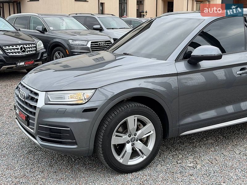 Внедорожник / Кроссовер Audi Q5 2017 в Стрые