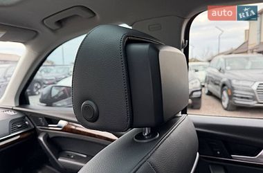 Внедорожник / Кроссовер Audi Q5 2017 в Стрые