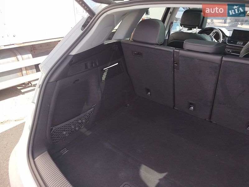 Внедорожник / Кроссовер Audi Q5 2023 в Запорожье