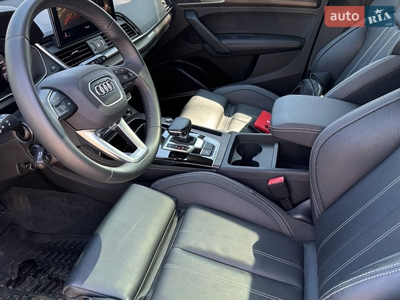 Внедорожник / Кроссовер Audi Q5 2024 в Харькове