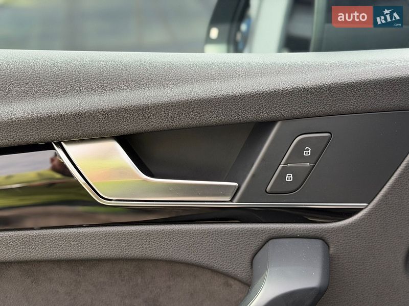 Внедорожник / Кроссовер Audi Q5 2019 в Житомире