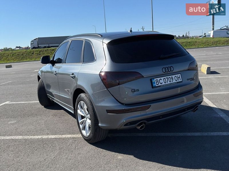 Внедорожник / Кроссовер Audi Q5 2012 в Тернополе