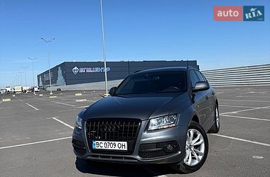 Внедорожник / Кроссовер Audi Q5 2012 в Тернополе