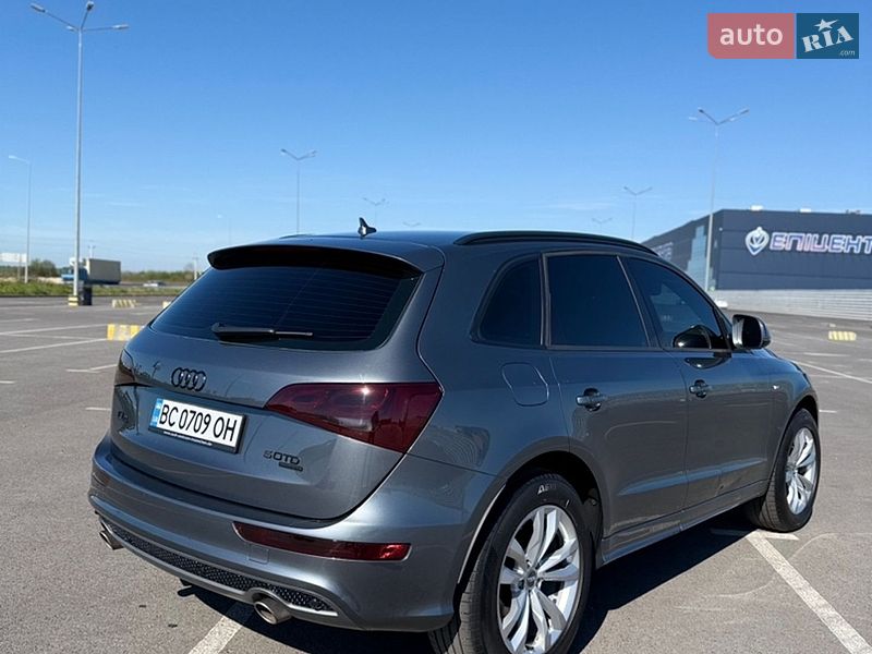 Внедорожник / Кроссовер Audi Q5 2012 в Тернополе