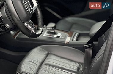 Внедорожник / Кроссовер Audi Q5 2019 в Тернополе