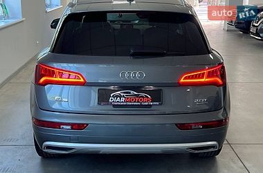 Внедорожник / Кроссовер Audi Q5 2017 в Полтаве