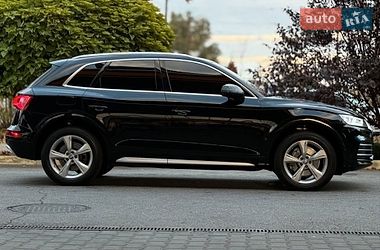 Внедорожник / Кроссовер Audi Q5 2020 в Львове