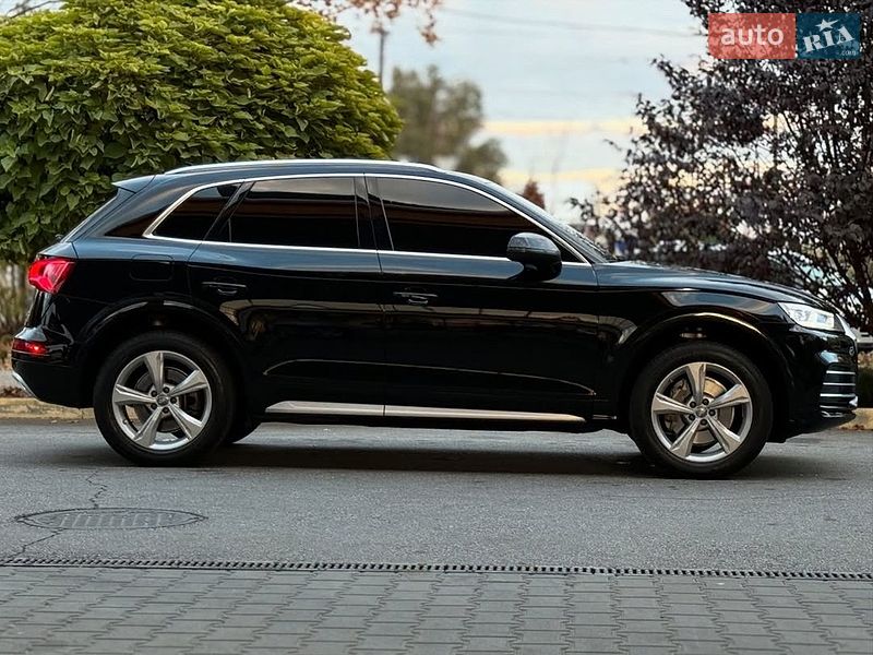 Внедорожник / Кроссовер Audi Q5 2020 в Львове