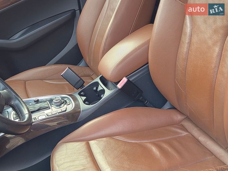 Внедорожник / Кроссовер Audi Q5 2012 в Луцке