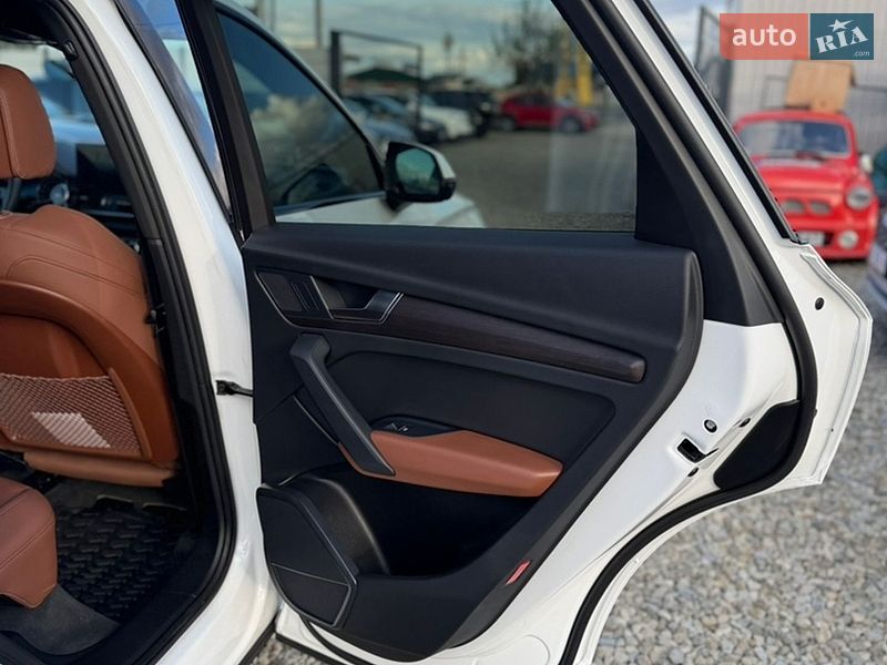Внедорожник / Кроссовер Audi Q5 2023 в Ивано-Франковске