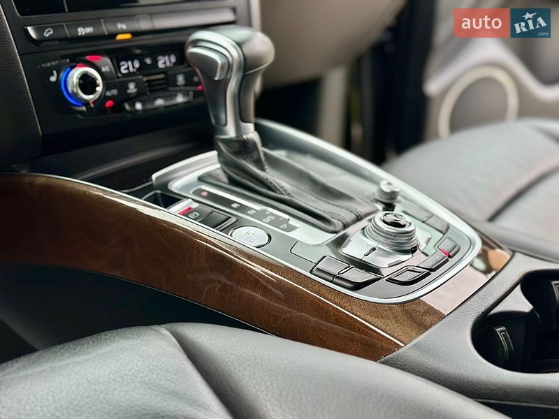 Внедорожник / Кроссовер Audi Q5 2016 в Киеве