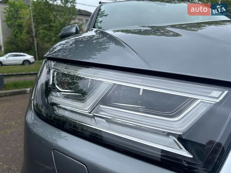 Внедорожник / Кроссовер Audi Q5 2019 в Львове