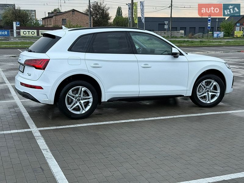 Внедорожник / Кроссовер Audi Q5 2023 в Киеве