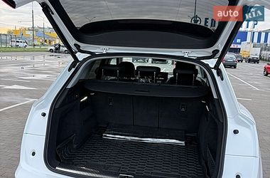 Внедорожник / Кроссовер Audi Q5 2023 в Киеве