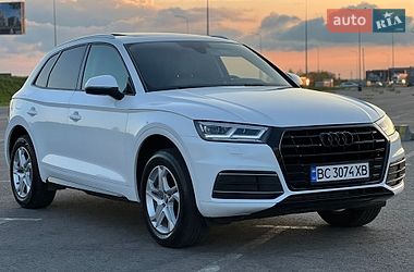 Внедорожник / Кроссовер Audi Q5 2017 в Львове