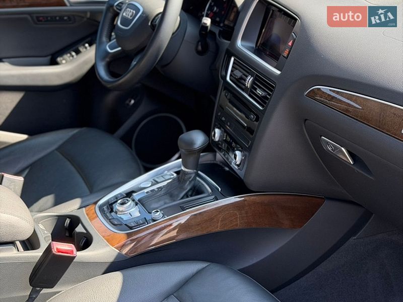 Внедорожник / Кроссовер Audi Q5 2016 в Ивано-Франковске