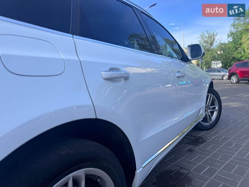 Внедорожник / Кроссовер Audi Q5 2014 в Киеве