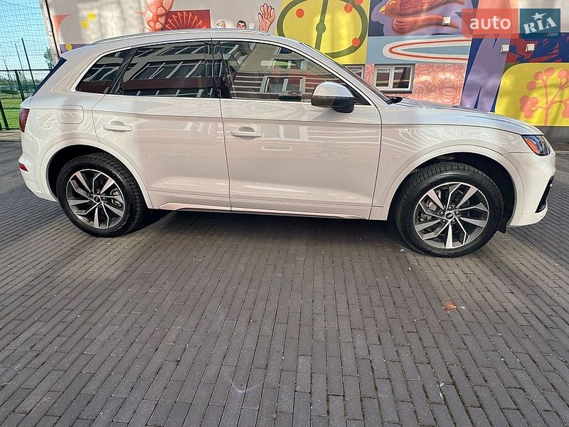 Внедорожник / Кроссовер Audi Q5 2021 в Киеве фото 3 Внедорожник / Кроссовер Audi Q5 2021 в Киеве