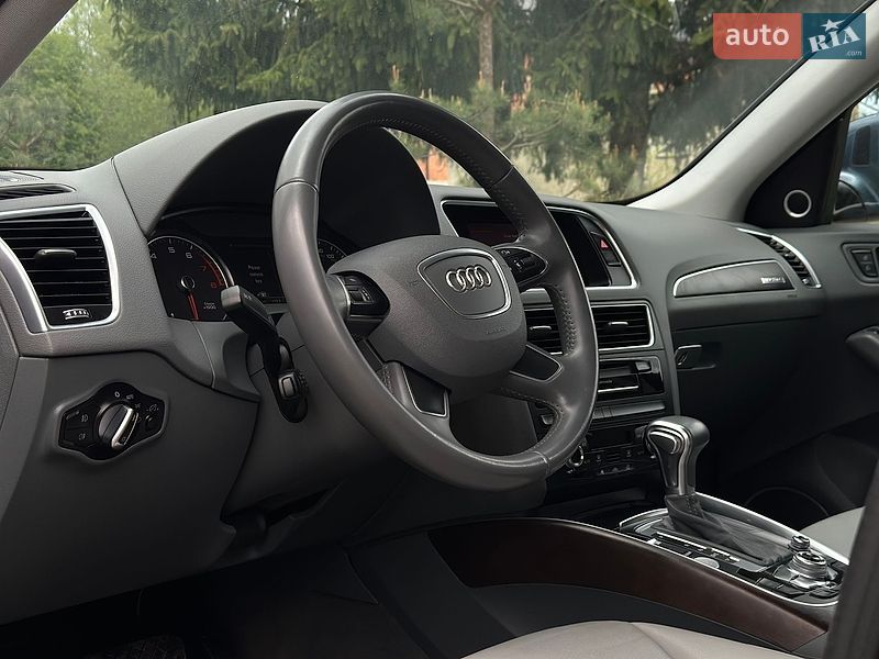 Внедорожник / Кроссовер Audi Q5 2016 в Львове