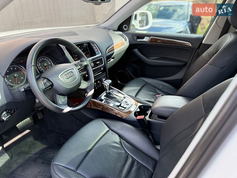Внедорожник / Кроссовер Audi Q5 2015 в Львове