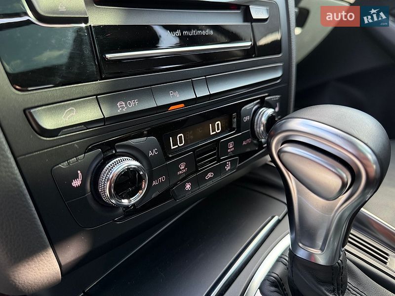 Внедорожник / Кроссовер Audi Q5 2015 в Львове
