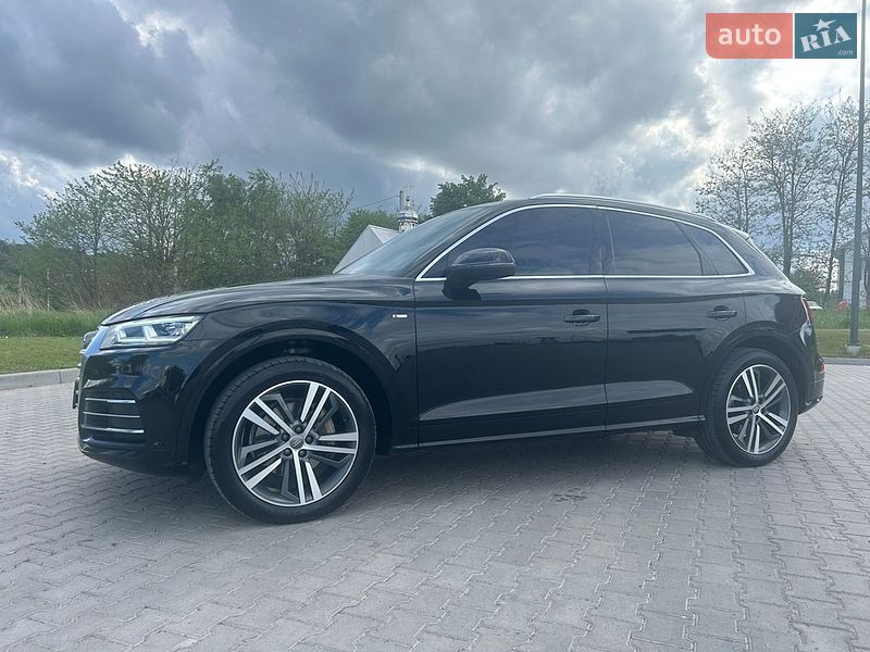 Внедорожник / Кроссовер Audi Q5 2017 в Львове