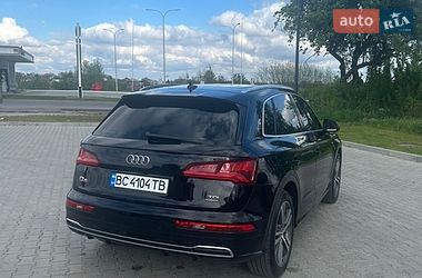 Внедорожник / Кроссовер Audi Q5 2017 в Львове