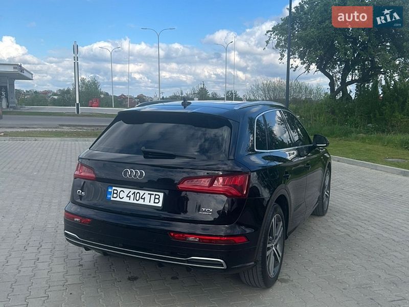 Внедорожник / Кроссовер Audi Q5 2017 в Львове