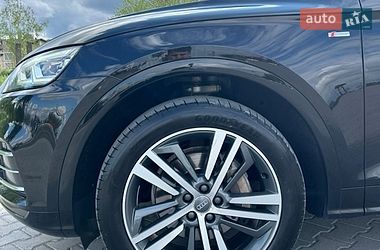 Внедорожник / Кроссовер Audi Q5 2017 в Львове