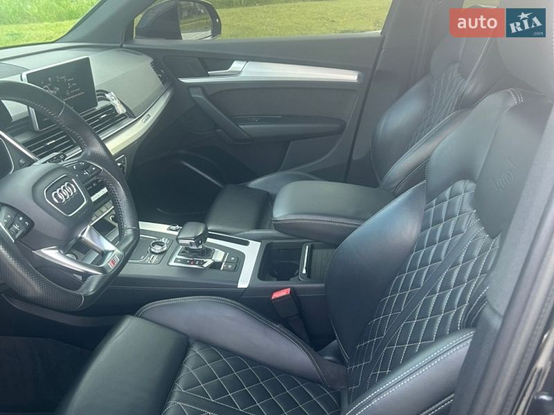 Внедорожник / Кроссовер Audi Q5 2017 в Львове