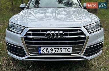 Внедорожник / Кроссовер Audi Q5 2020 в Киеве